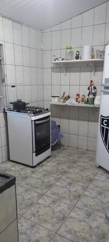 Casa à venda com 5 quartos, 300m² - Foto 18