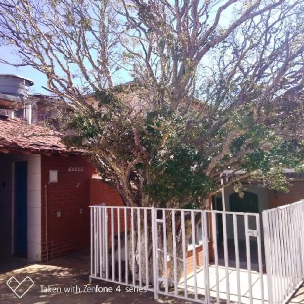 Casa, 5 quartos, 262 m² - Foto 1