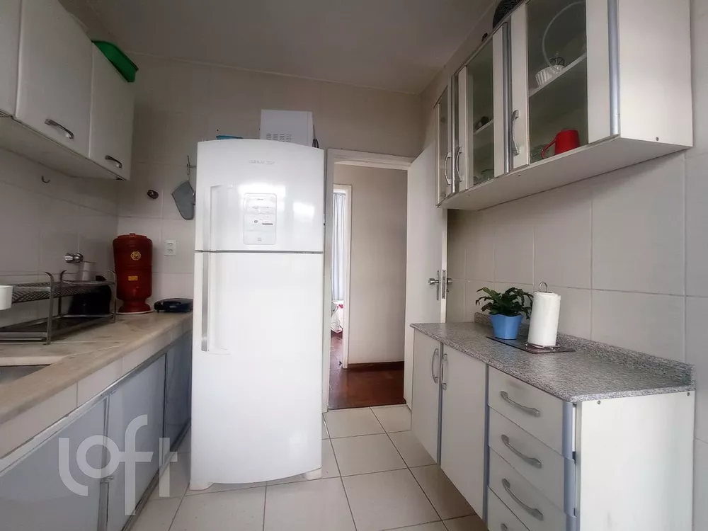 Apartamento à venda com 4 quartos, 130m² - Foto 3