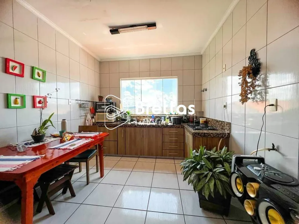 Casa, 3 quartos, 140 m² - Foto 2