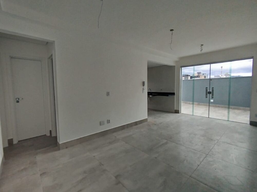 Apartamento à venda com 2 quartos, 63m² - Foto 2