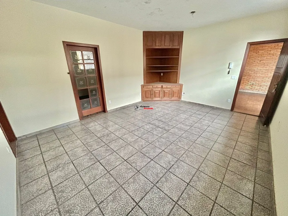 Casa, 4 quartos, 241 m² - Foto 8