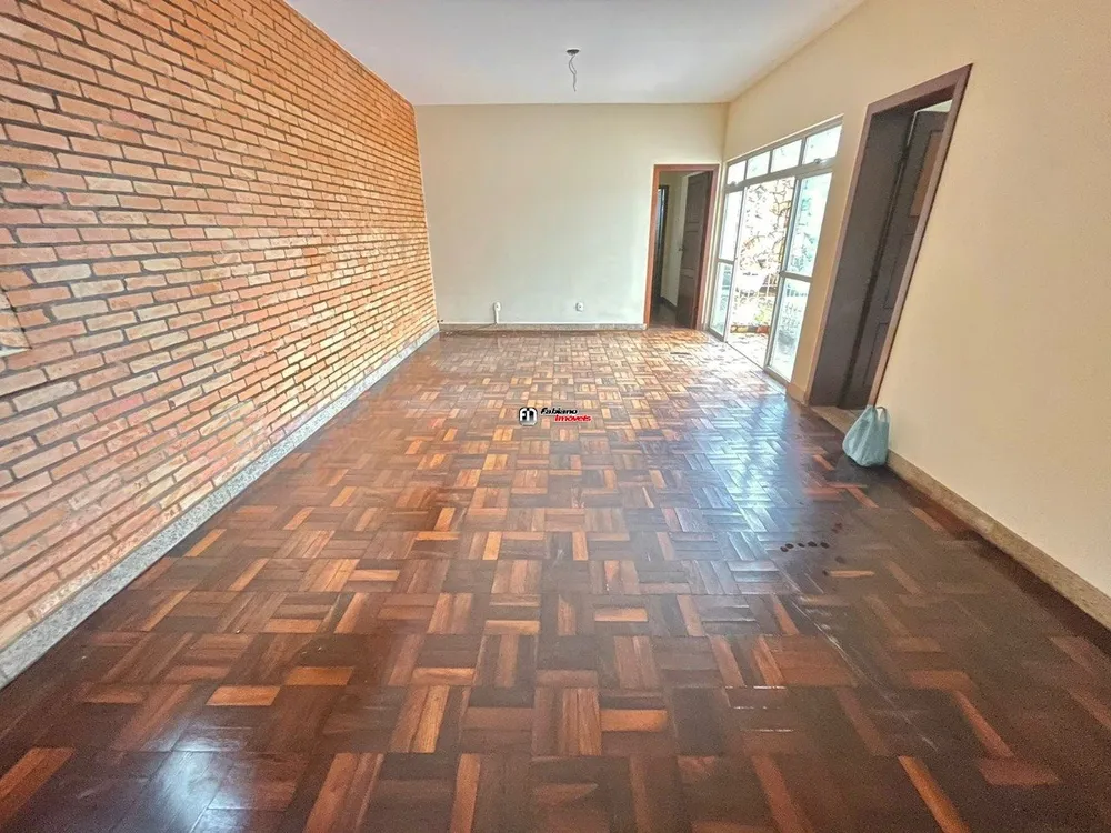 Casa, 4 quartos, 241 m² - Foto 3