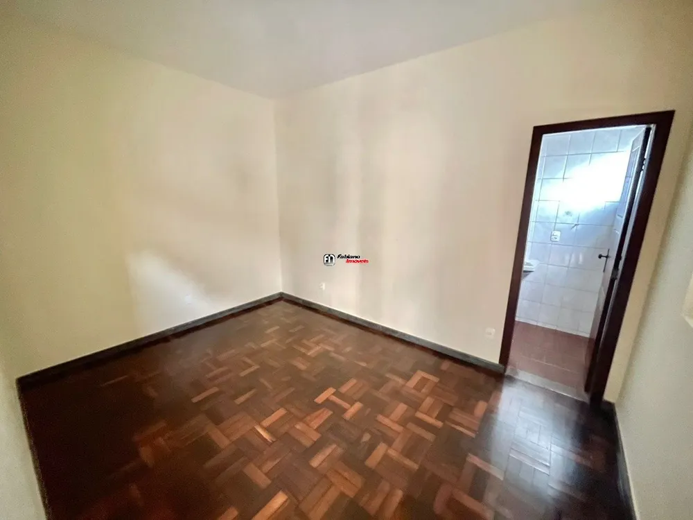 Casa, 4 quartos, 241 m² - Foto 4