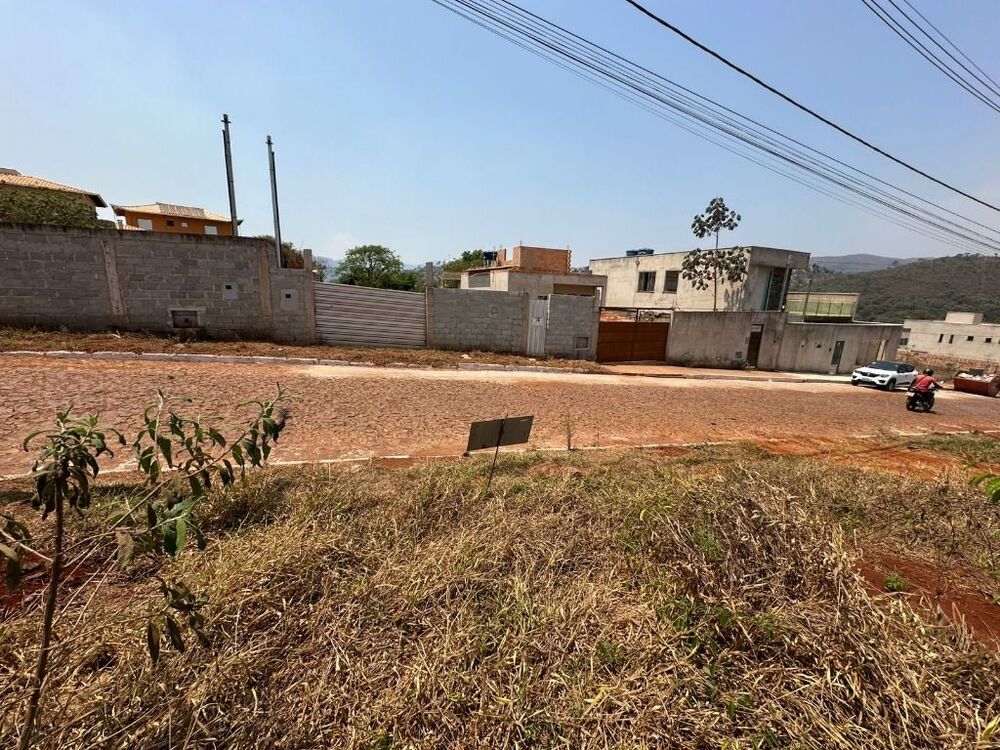 Terreno à venda, 387m² - Foto 1