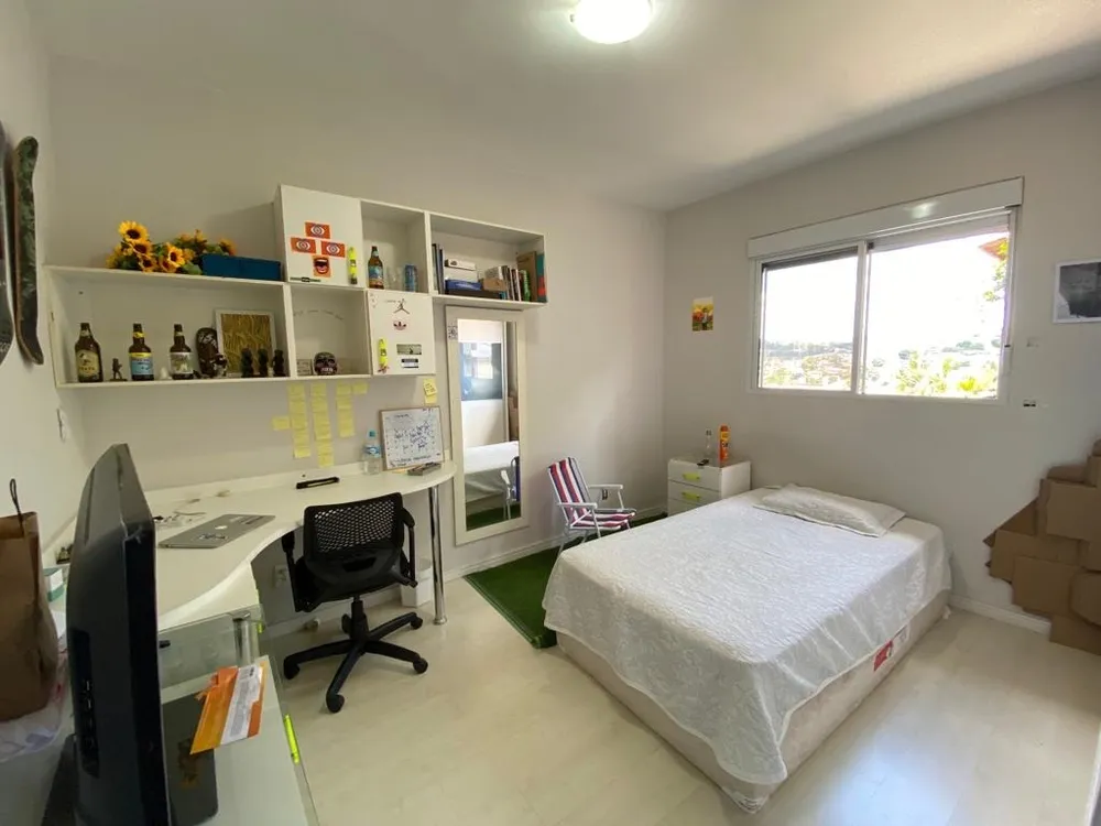 Casa, 3 quartos, 203 m² - Foto 2