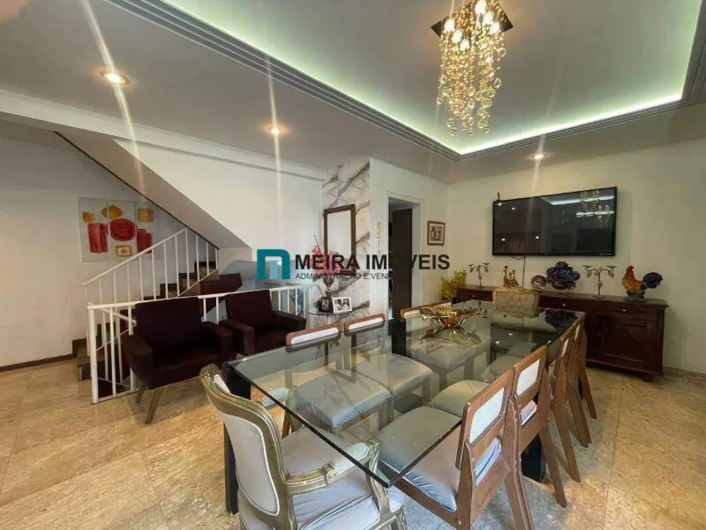 Casa, 5 quartos, 325 m² - Foto 1