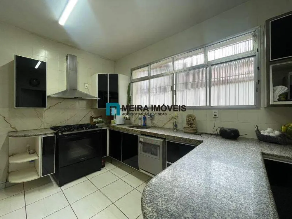 Casa, 5 quartos, 325 m² - Foto 2