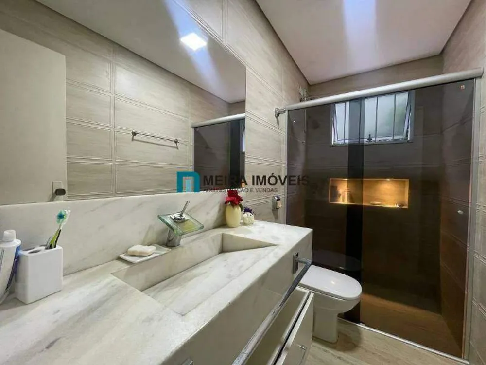 Casa, 5 quartos, 325 m² - Foto 8