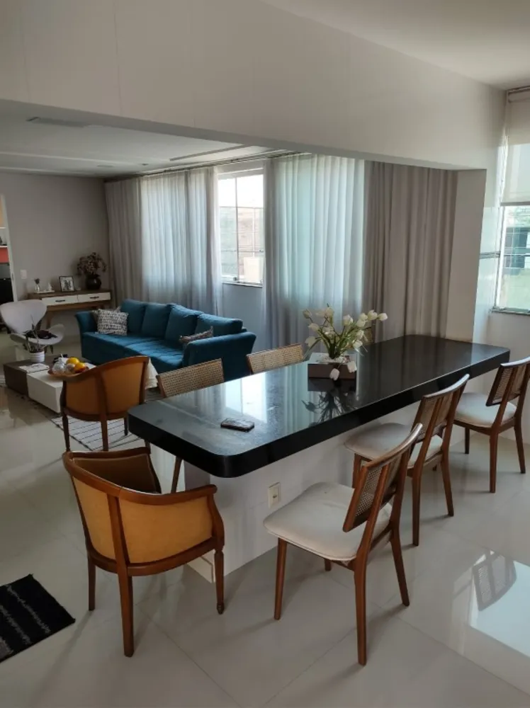 Casa, 3 quartos, 217 m² - Foto 2