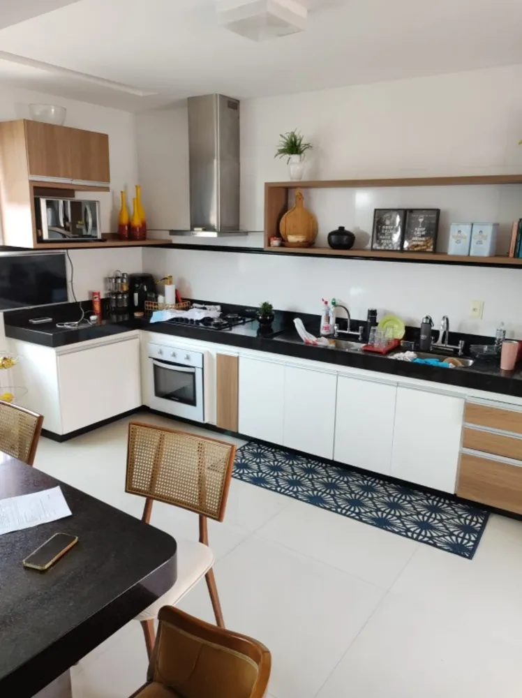 Casa, 3 quartos, 217 m² - Foto 4