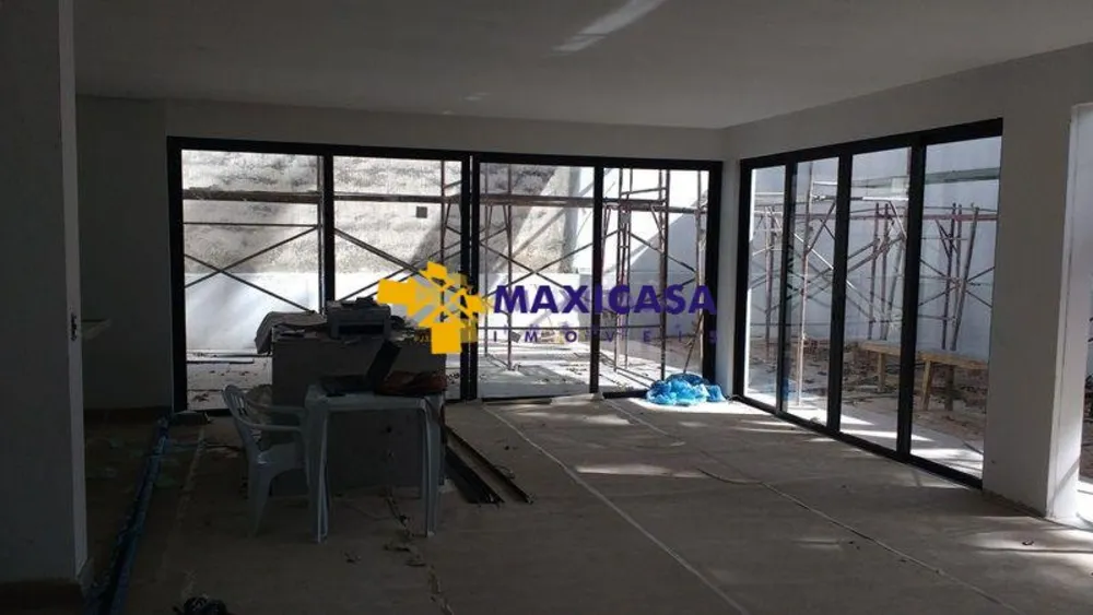 Casa, 4 quartos, 220 m² - Foto 2
