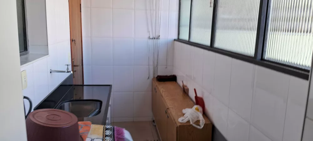 Apartamento à venda com 3 quartos, 180m² - Foto 7