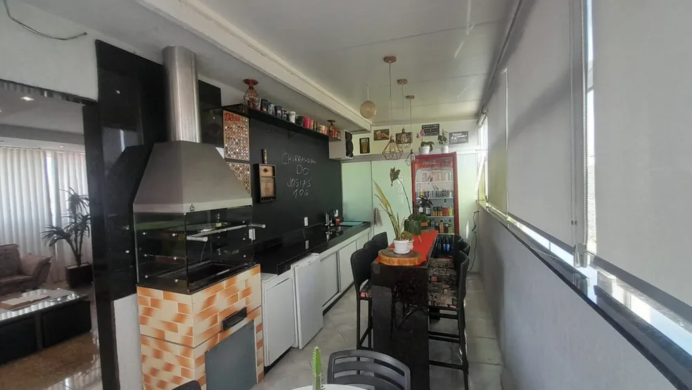 Cobertura, 3 quartos, 208 m² - Foto 4