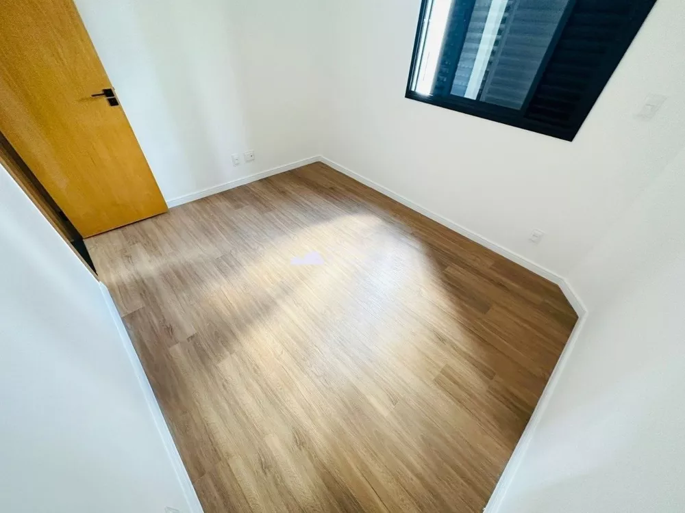 Apartamento à venda com 4 quartos, 140m² - Foto 9