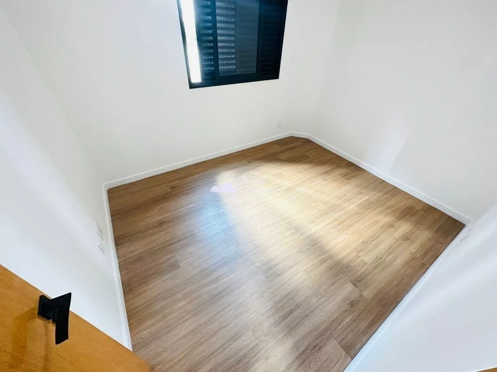 Apartamento à venda com 4 quartos, 140m² - Foto 7