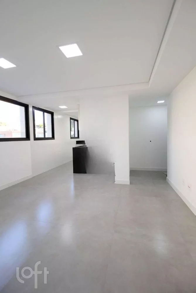 Apartamento à venda com 2 quartos, 61m² - Foto 1