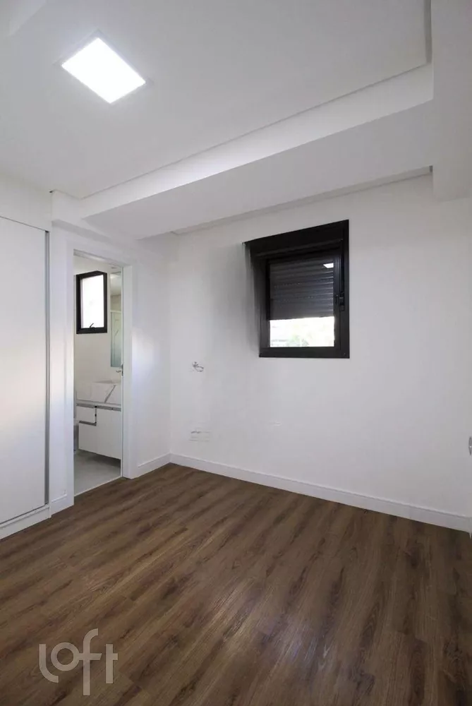 Apartamento à venda com 2 quartos, 61m² - Foto 4