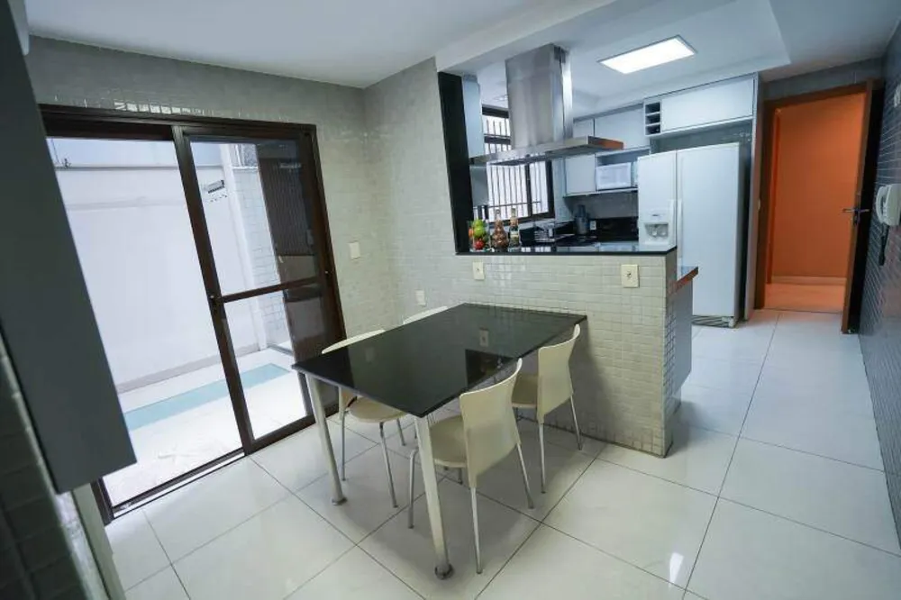 Apartamento, 4 quartos, 250 m² - Foto 12