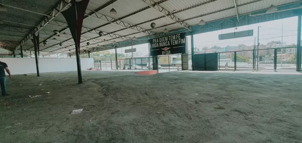 Depósito-Galpão, 1000 m² - Foto 1