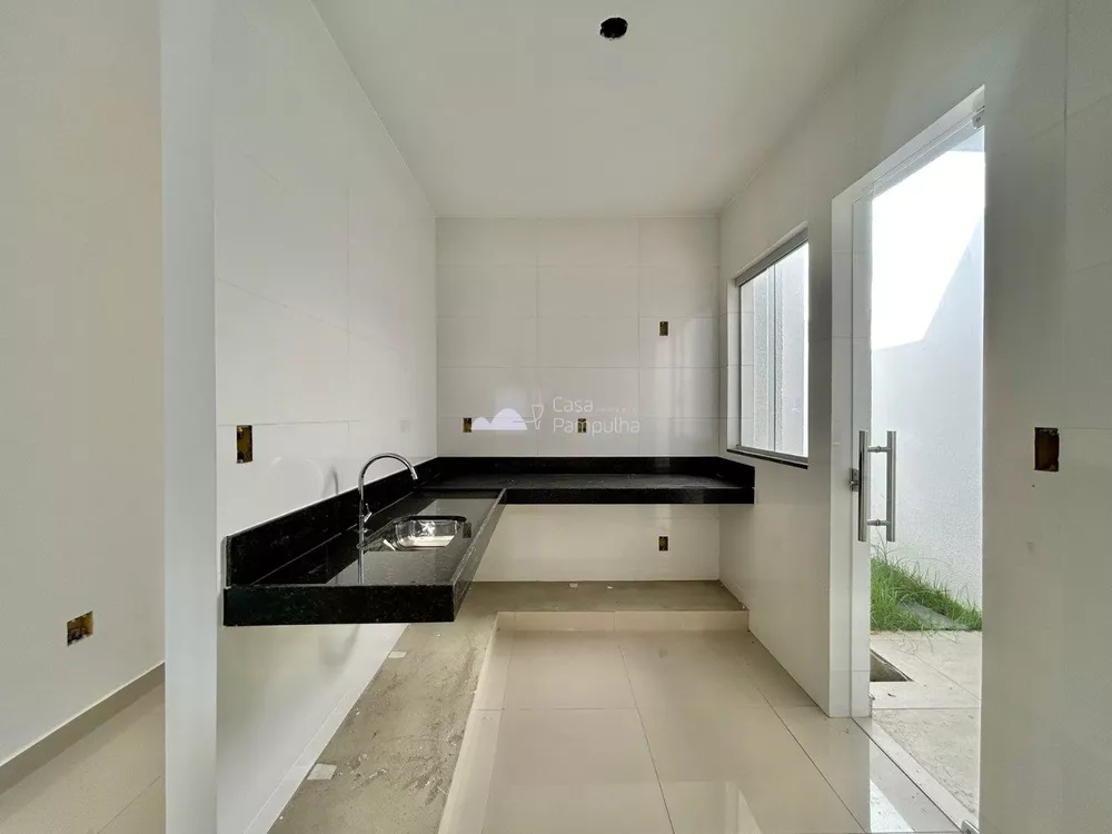 Casa à venda com 3 quartos, 150m² - Foto 9