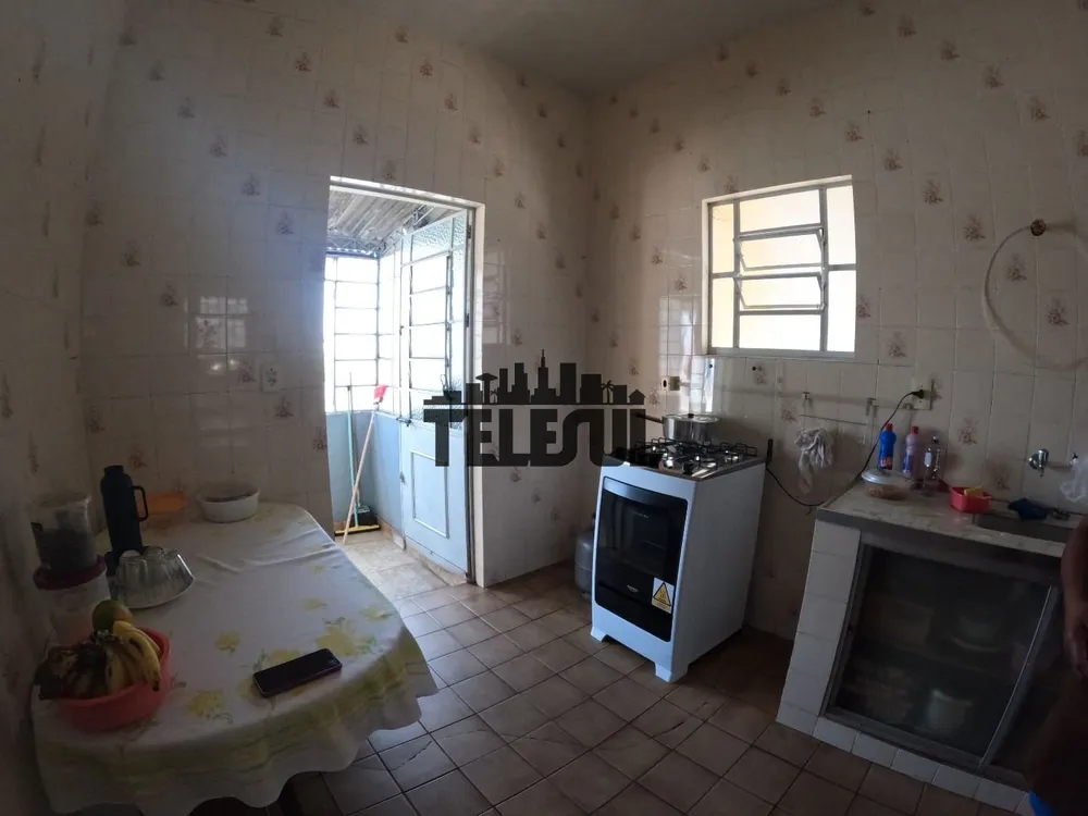 Casa, 2 quartos, 216 m² - Foto 11