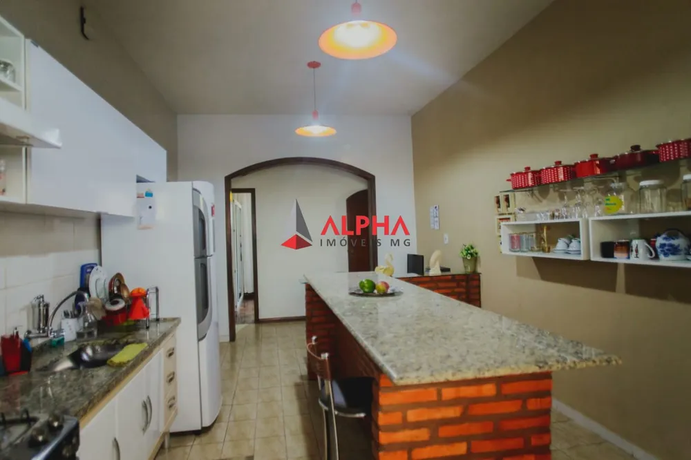 Casa, 6 quartos, 360 m² - Foto 3