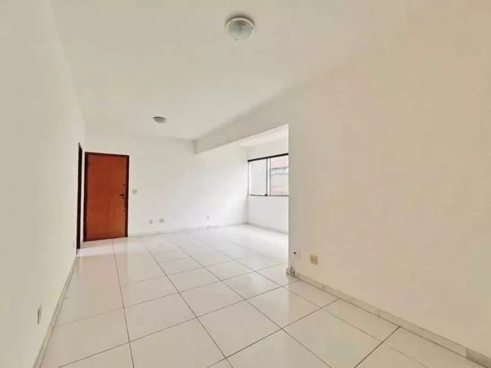 Apartamento à venda com 3 quartos, 83m² - Foto 3