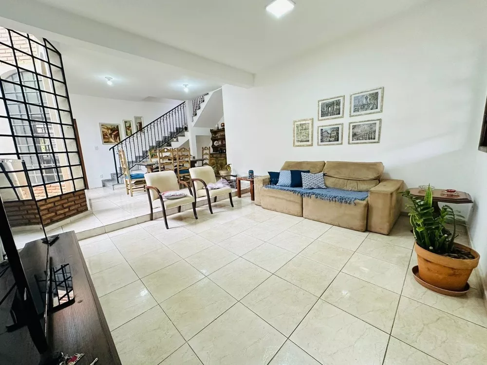 Casa à venda com 5 quartos, 390m² - Foto 6