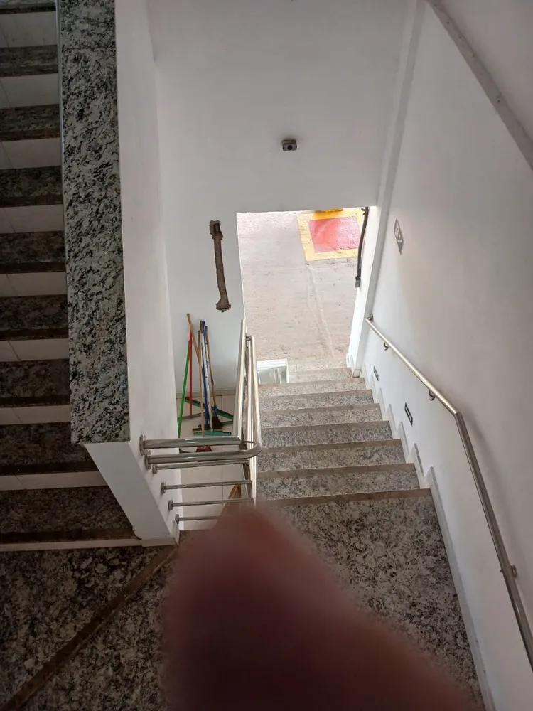 Prédio Inteiro - Foto 12