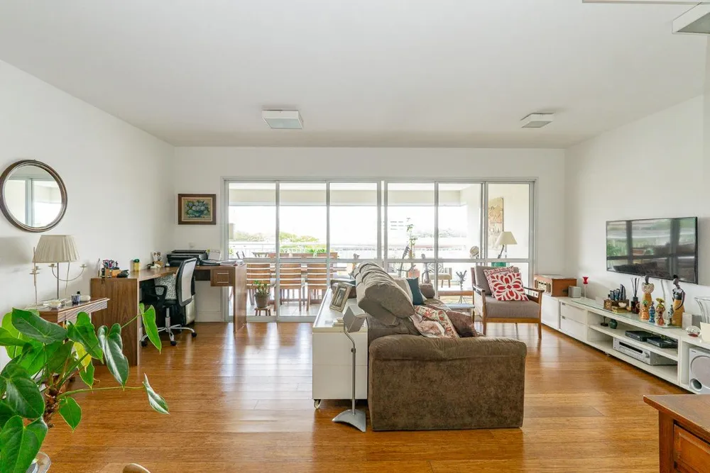 Apartamento, 3 quartos, 160 m² - Foto 2