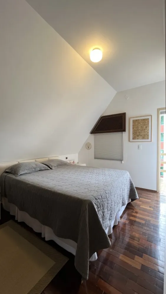 Casa, 3 quartos, 212 m² - Foto 2