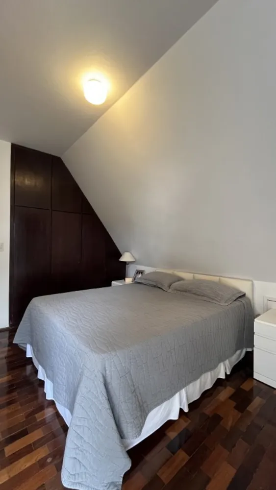 Casa, 3 quartos, 212 m² - Foto 1