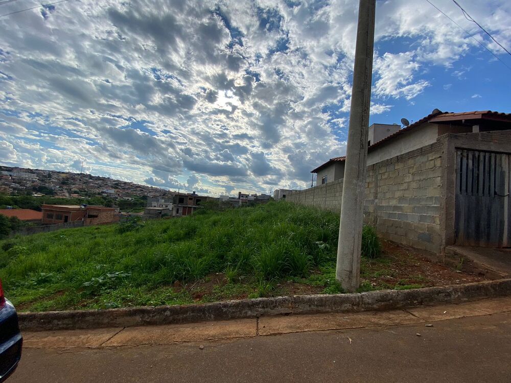 Terreno à venda, 250m² - Foto 2
