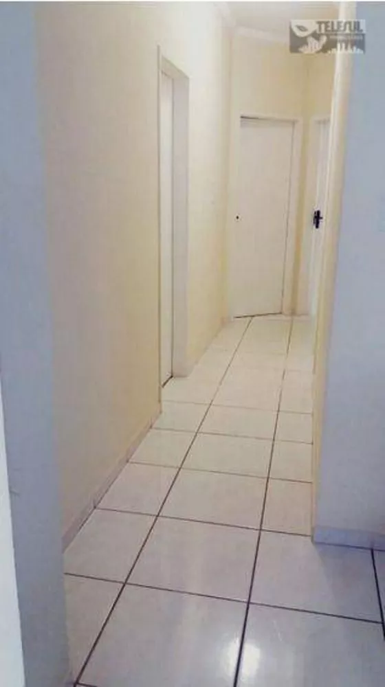 Casa à venda com 3 quartos, 210m² - Foto 4