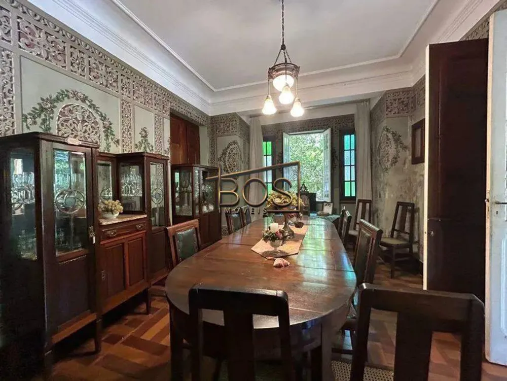 Casa, 6 quartos, 330 m² - Foto 1