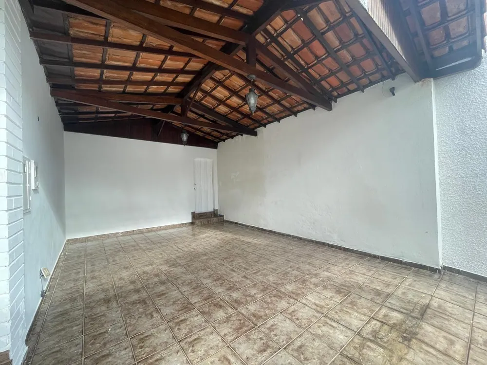 Casa, 3 quartos, 200 m² - Foto 1