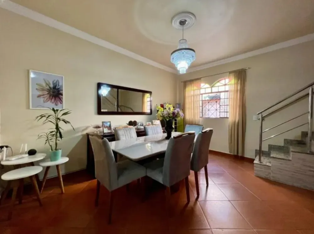 Casa, 4 quartos, 180 m² - Foto 3