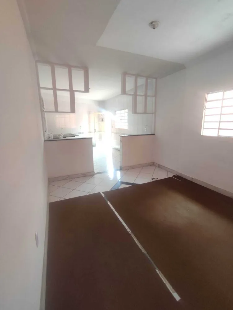Casa, 4 quartos, 200 m² - Foto 8