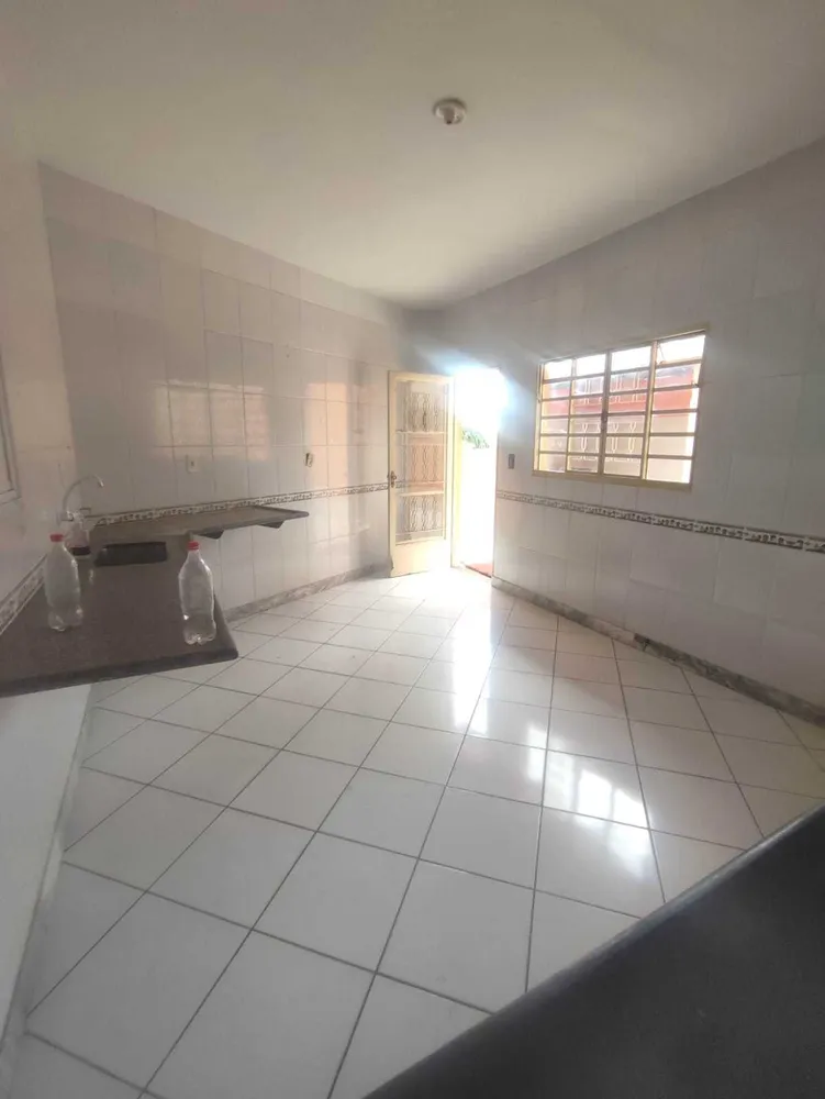 Casa, 4 quartos, 200 m² - Foto 15
