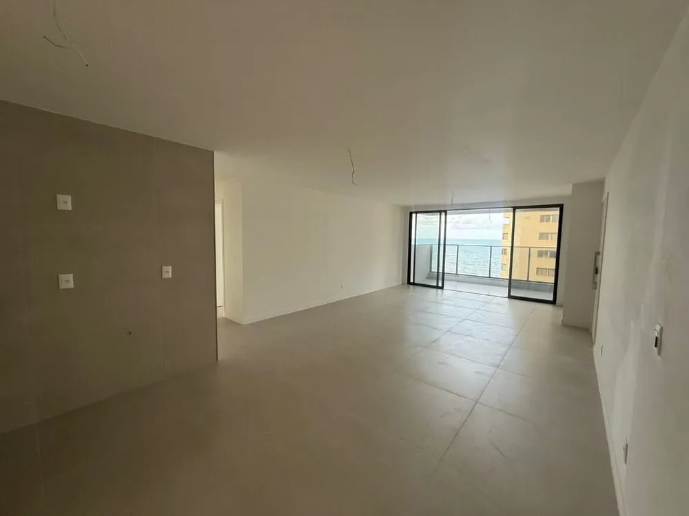 Apartamento, 3 quartos, 131 m² - Foto 1