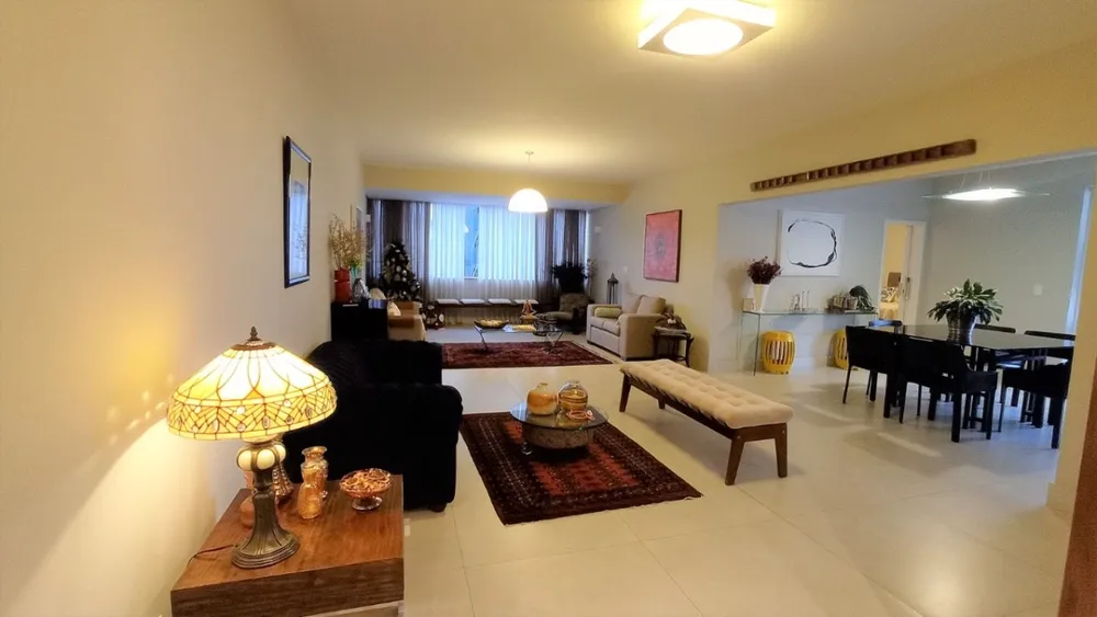 Apartamento, 3 quartos, 260 m² - Foto 1