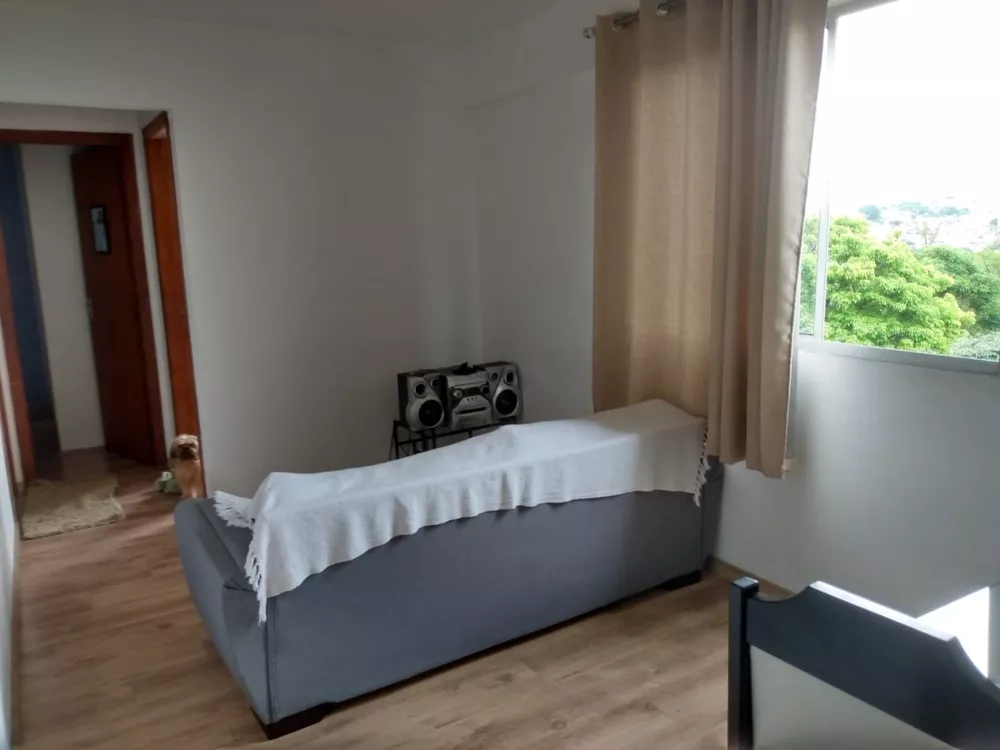 Apartamento à venda com 2 quartos, 45m² - Foto 1