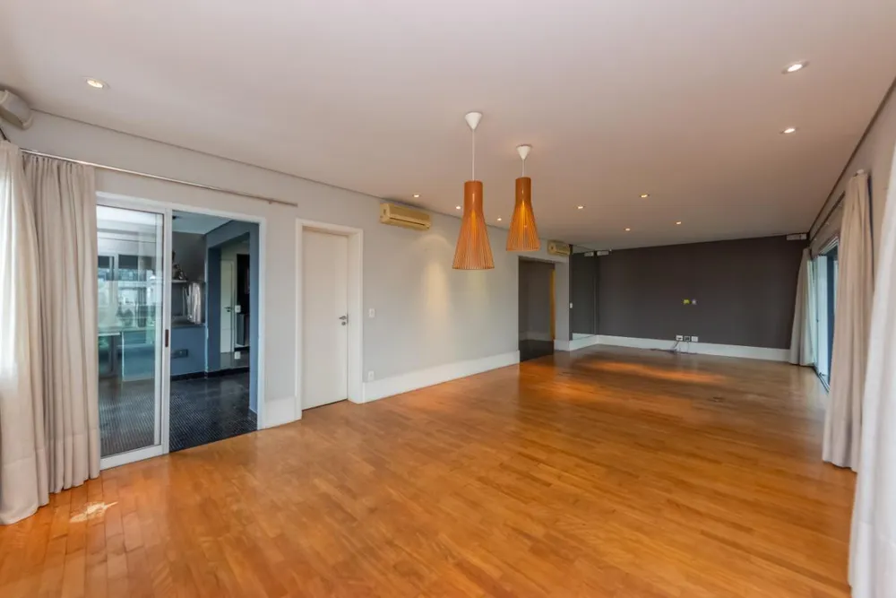 Apartamento, 4 quartos, 233 m² - Foto 2