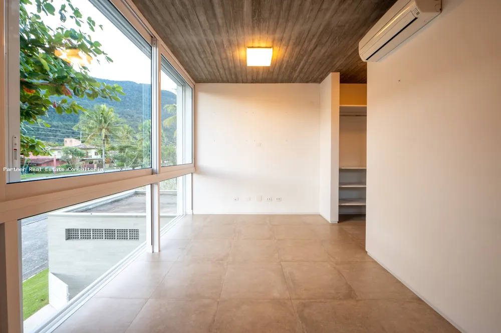 Casa, 4 quartos, 403 m² - Foto 1