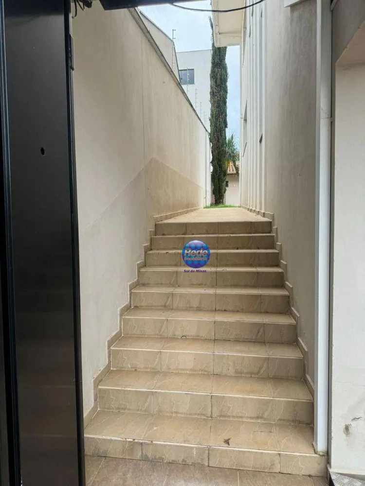 Casa, 3 quartos, 360 m² - Foto 12