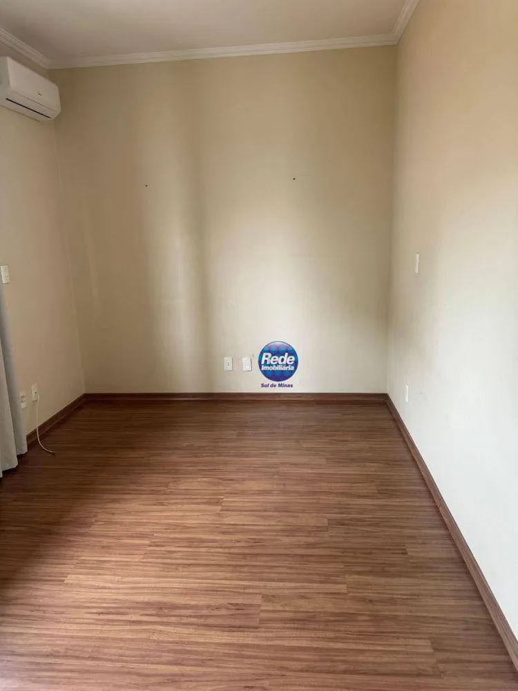 Casa, 3 quartos, 360 m² - Foto 4