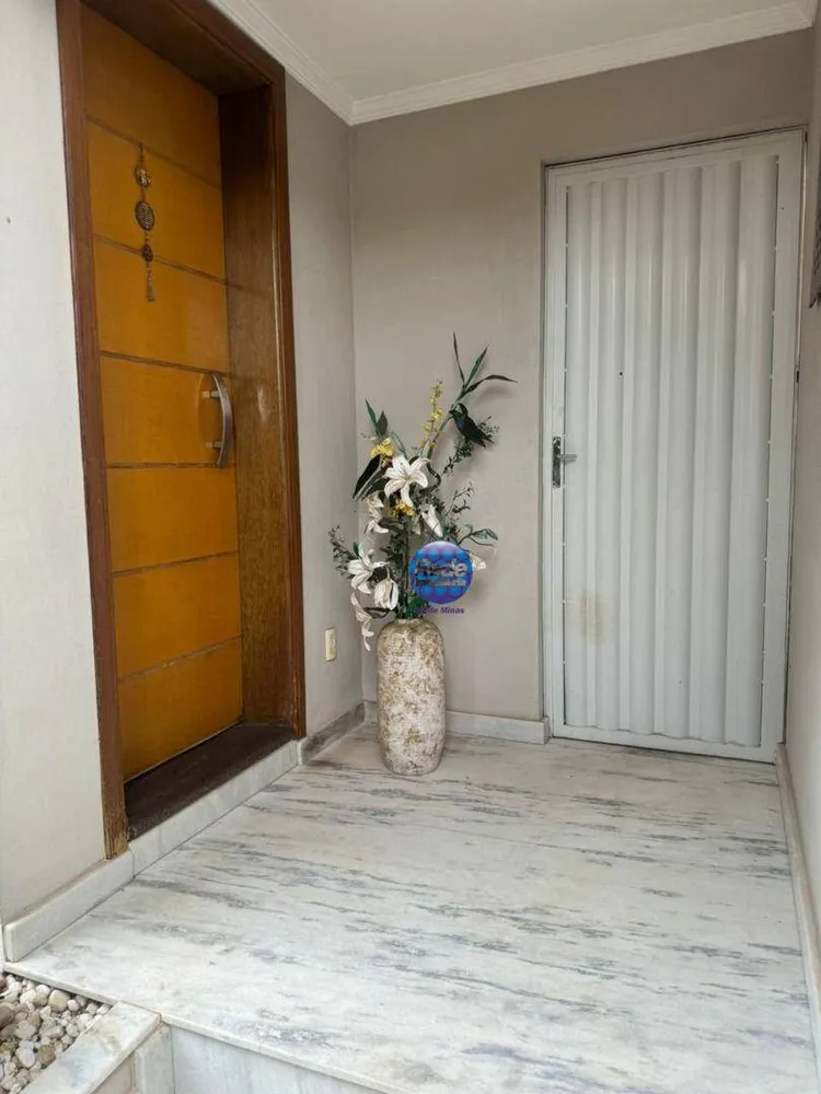 Casa, 3 quartos, 360 m² - Foto 2