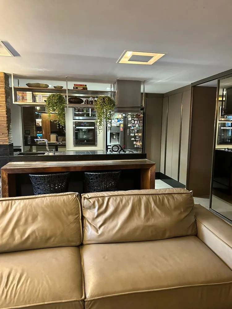 Apartamento, 3 quartos, 202 m² - Foto 2