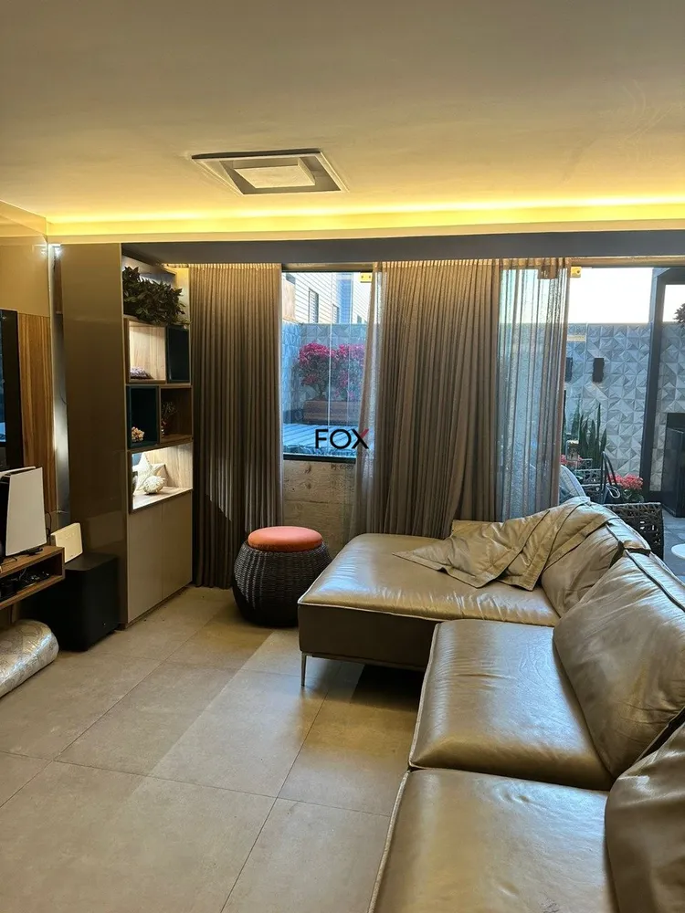 Apartamento, 3 quartos, 202 m² - Foto 1